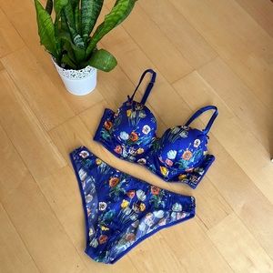 Stella McCartney Silk Bustier Bra & Matching Underwear